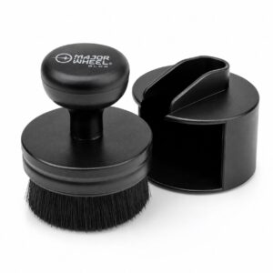 Aplicador de Abrillantador para Llantas con Base Protectora – MAJOR WHEEL BLCK